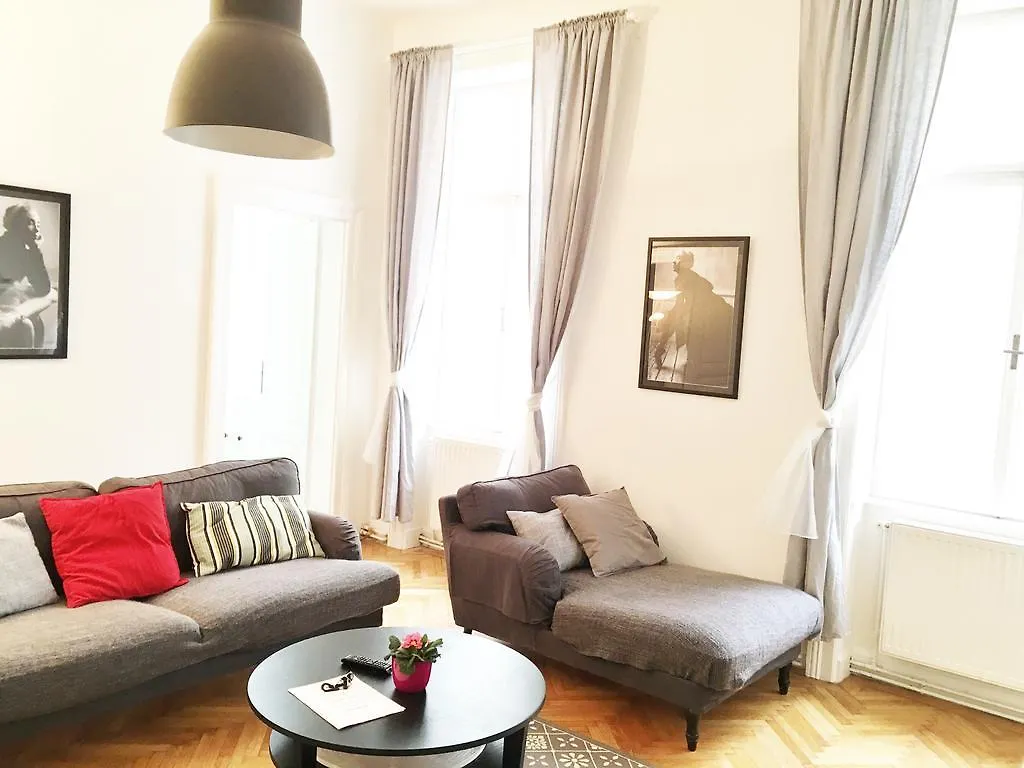 Vienna Mariahilfer Apartment